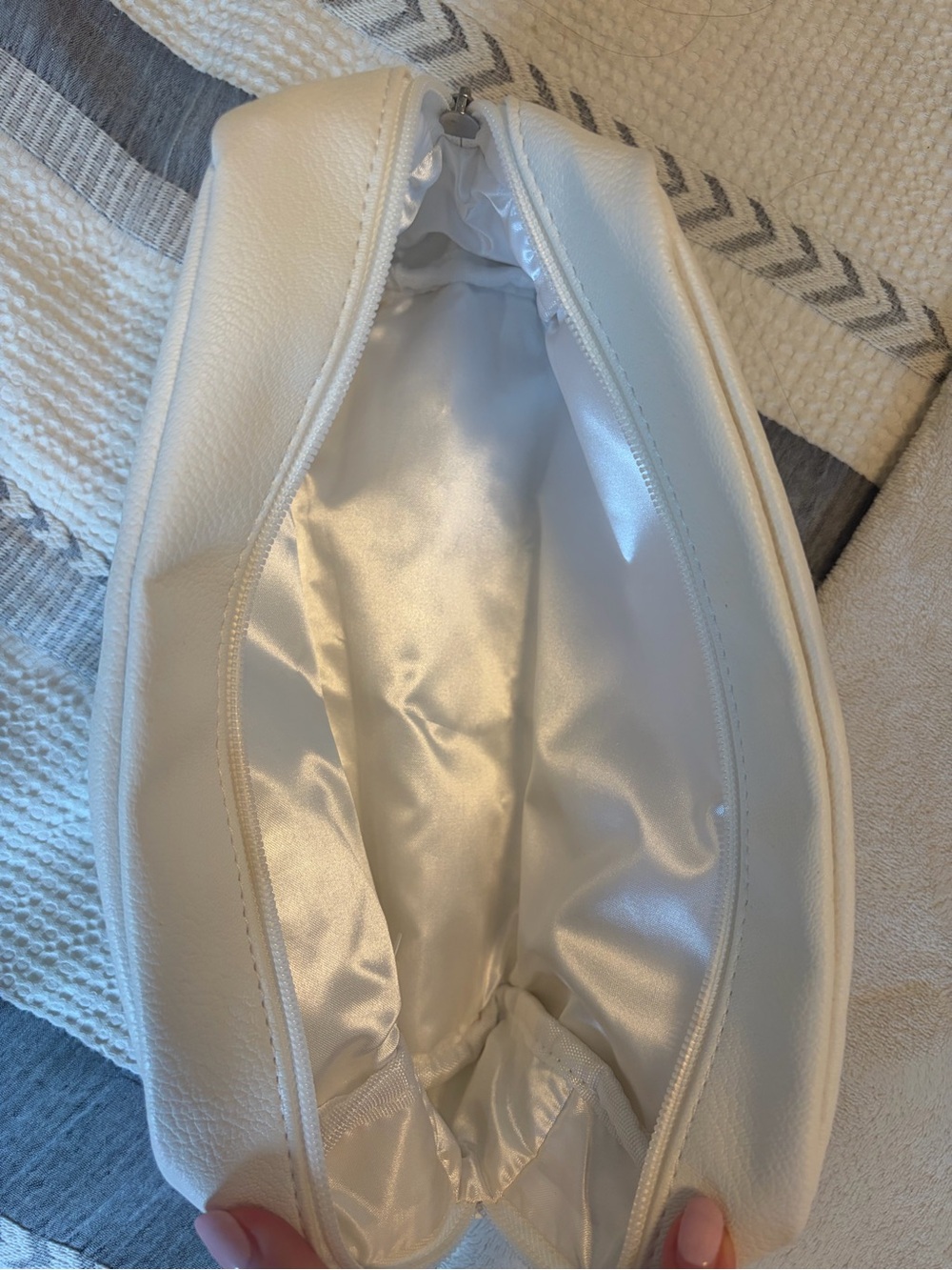 Milkshake Cream Cosmetic Pouch with Tassel Zipper - Picture 2 of 3